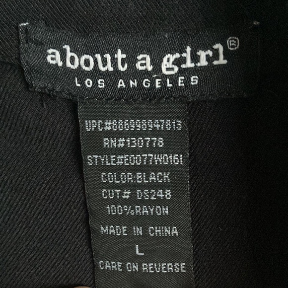 2XHP Super Soft Lightweight Black Zip Up Jacket Tab Button Sleeves & Pockets- L - Picture 5 of 5